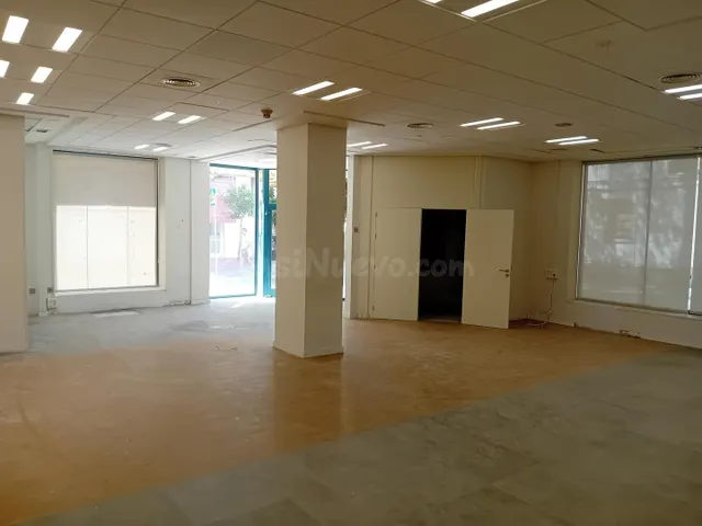 Venta de Local Comercial en Estepona, Málaga - foto 4