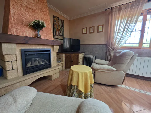Chalet con piscina, casa de invitados y nave de 300 m2 a 1 km de Elche — 34