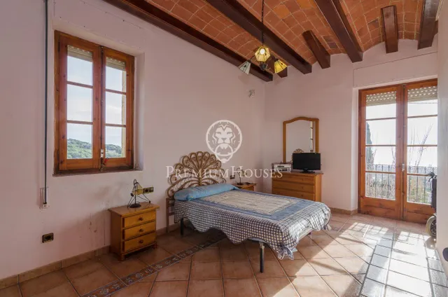 Masía en venta con vistas al mar en Mataró - Costa Barcelona. — 9