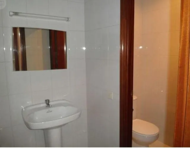 ALQUILER DE OFICINA EN EDIFICIO EXPOZARAGOZA DE LA CARRETERA DE MADRID — 3