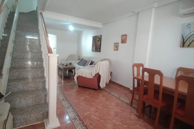 Magnífico tríplex de tres dormitorios con garaje privado en Playa Flamenca, Orihuela Costa — 19