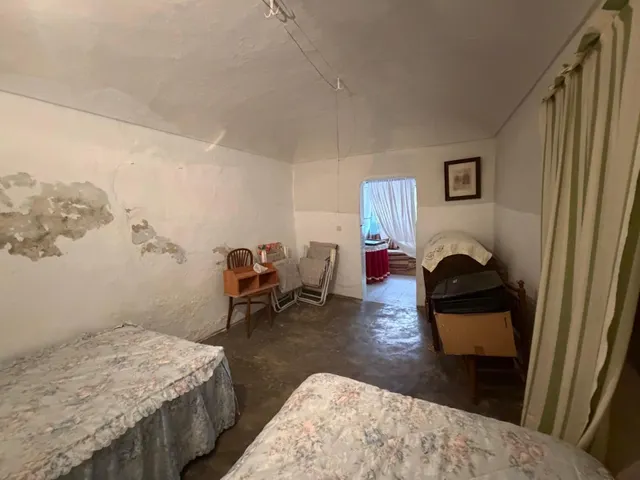 Casa con patio en Albalá — 17