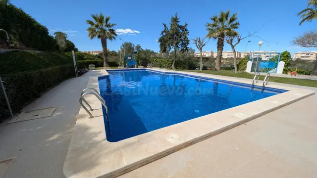 ESTUDIO CERCA DEL MAR CON PISCINA COMUNITARIA 85.900€ - foto 2