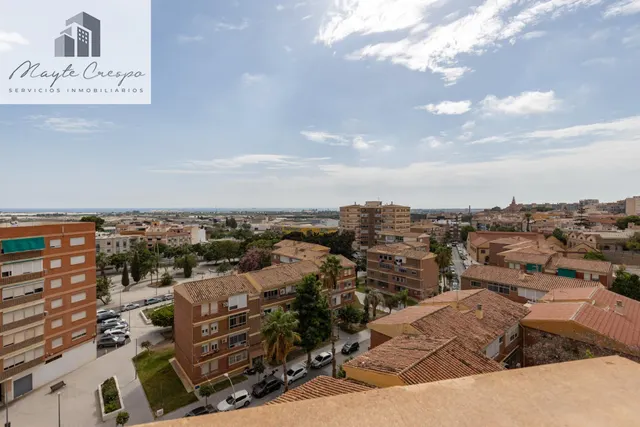 PISAZO EN MOTRIL — 16