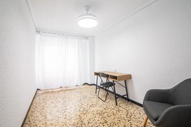 ¡PISO EN ALQUILER EN PLENO CENTRO DE ELCHE! — 11