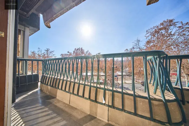 Residencia exclusiva en Paseo del Salón con vistas despejadas — 4