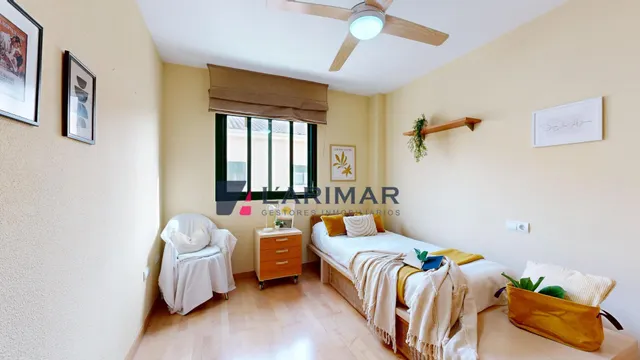 Chalet Adosado en el Campo de Golf de Alicante junto a Playa de San Juan — 40