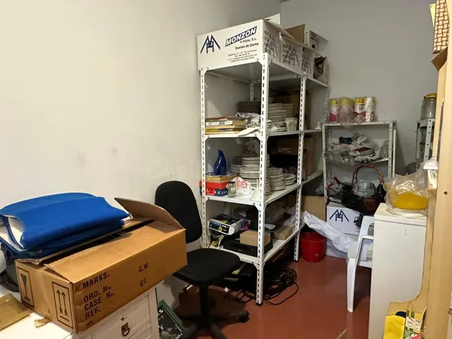 Amplio Local Comercial en Perfecto Estado de Conservación 🏢✨ - foto 5