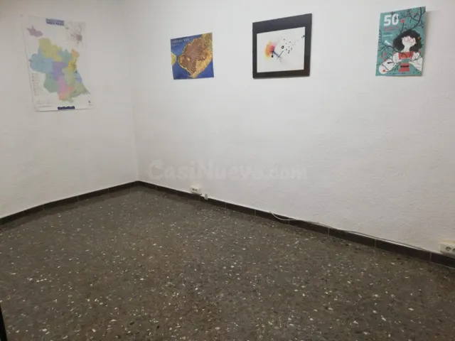 Amplio Local Comercial en VENTA en El Botanic, Valencia - foto 5