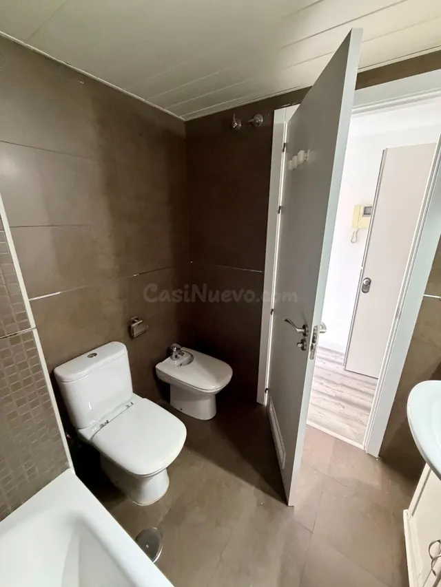 Exclusivo apartamento con piscina, gimnasio, sauna, garaje y trastero en Vega de Acá — 26