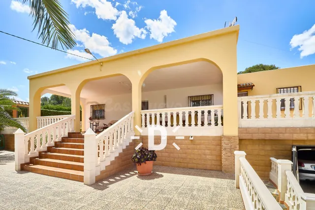 Impecable Chalet con Piscina y Ocio en Turís (Solar Urbano d - foto 4