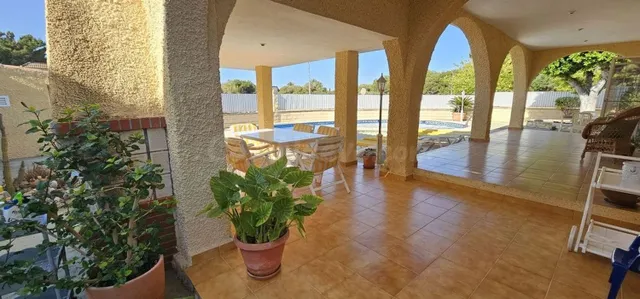 IMPRESIONANTE CHALET EN DEHESA DE CAMPOAMOR - foto 3