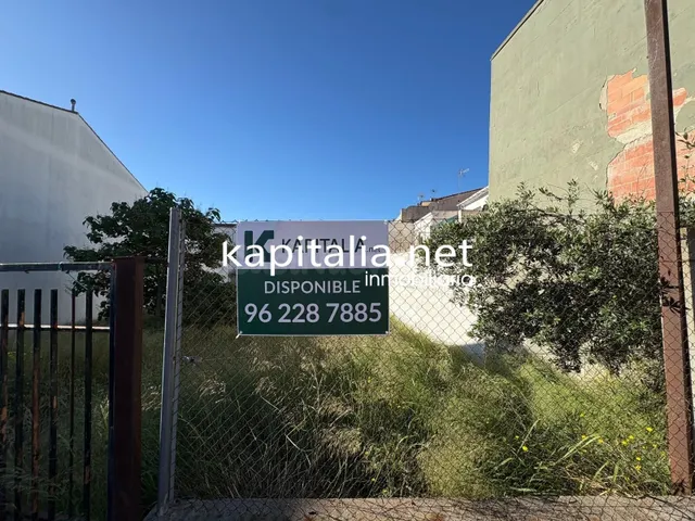 SOLAR URBANO RESIDENCIAL DE 570MTRS A LA VENTA EN LA LLOSA D