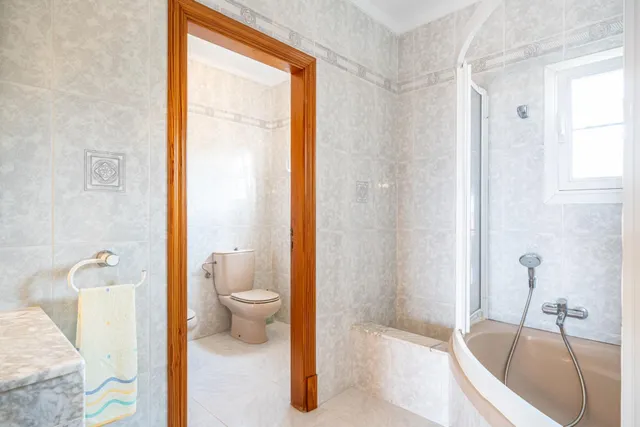 Chalet urbano con piscina y jardín en Sa Cabaneta — 27