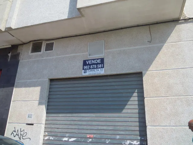 GANDIA (JUZGADOS NUEVOS) - LOCAL COMERCIAL - SE VENDE — 26