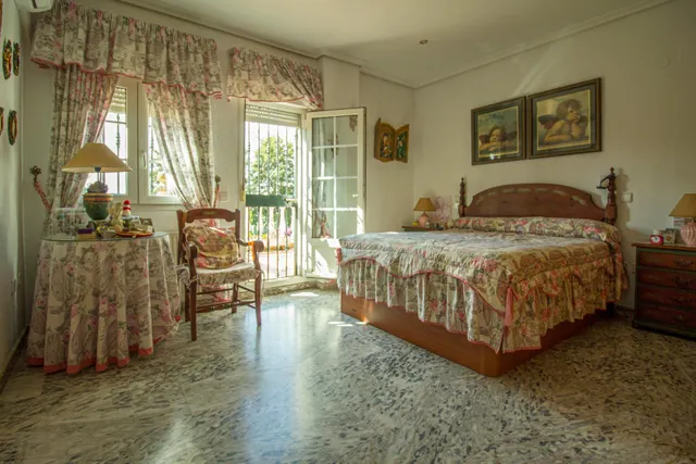 CHALET INDEPENDIENTE JUNTO AL VIEJO VIVERO EN BADAJOZ — 19