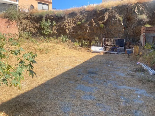 Parcelas urbanas en venta en Benamocarra — 2