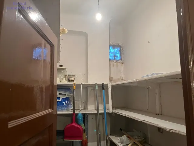 Piso de tres habitaciones en pleno centro peatonal — 26