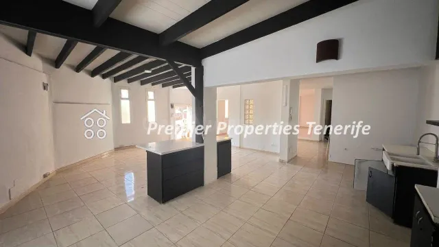 Casa unifamiliar con 4 dormitorios, Calle Las Lajas, Aldea B - foto 3