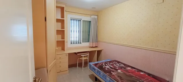 Dos casas en  una  peña las aguilas -Elche — 18