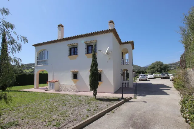 Chalet 4 habitaciones 343m² en venta - Costa Del Sol — 20