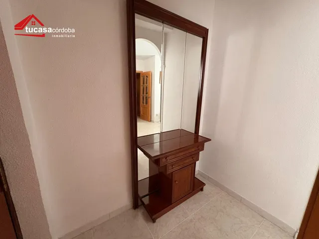 LUMINOSO PISO DE 63 m2 EN VALDEOLLEROS EN EXCELENTE ESTADO | 3 DORMITORIOS, BAÑO CON DUCHA Y 3 SPLITS FRÍO/CALOR | LISTO PARA ENTRAR A VIVIR O INVERTIR — 9
