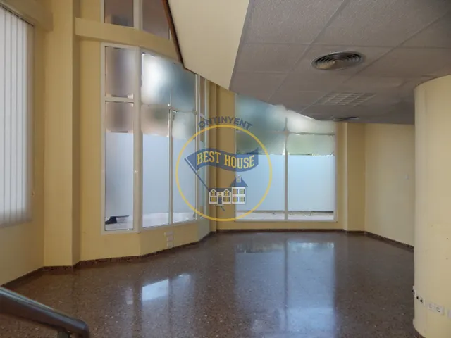 GRAN LOCAL COMERCIAL EN ZONA TRANSITADA EN ONTINYENT — 4