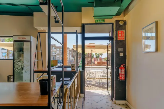 OPORTUNIDAD DE NEGOCIO EN MOTRIL – BAR LA BIEN PAGÁ - foto 4