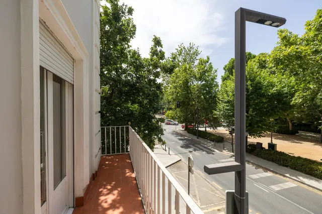 Vivienda exclusiva de planta completa con cochera y espectacular terraza panorámica — 11