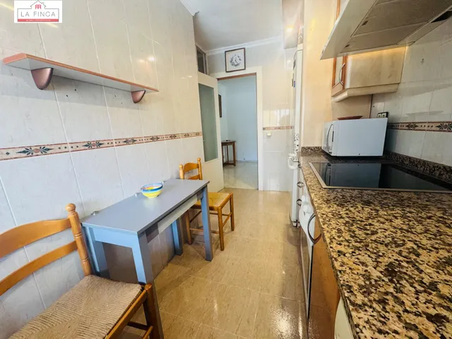 Vivienda de 1 dormitorio cerca del centro — 2