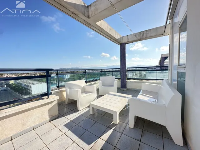Exclusivo ático dúplex situado en la de playa de Daimús, a tan solo 300 metros de la orilla — 4