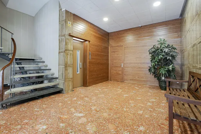 EXCLUSIVO PISO DE 153m2 CON 5 DORMITORIOS — 29