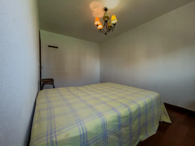 Piso con terraza a la venta en Fernando de Los Rios. — 27