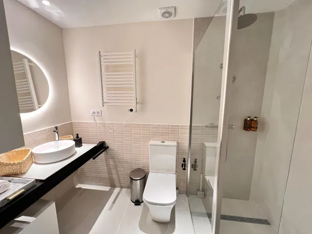 1 ESTUDIO DUPLEX,  CON LICENCIA TURISTICA, EN PLANTA BAJA, TOTALMENTE REFORMADO A ESTRENAR. — 32