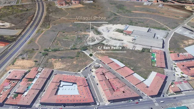 SUELO URBANO CONSOLIDADO EN VILLAQUILAMBRE — 4