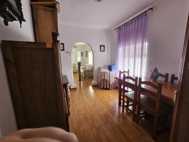 Casa de 5 dormitorios en Casarabonela con terraza y barbacoa — 3