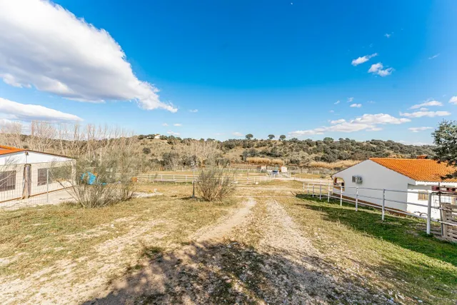 Terreno urbanizable 44000m² en venta - Almorox - foto 3