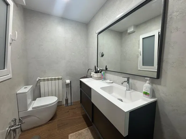 Piso 4 habitaciones 256m² en alquiler - Reconquista — 22