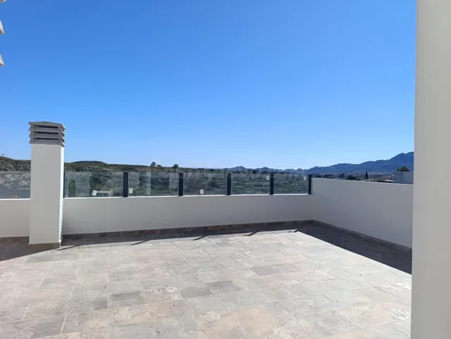 ÁTICO EXCLUSIVO: Tu Oasis con Gran Terraza de 62 m2 a Estren - foto 4