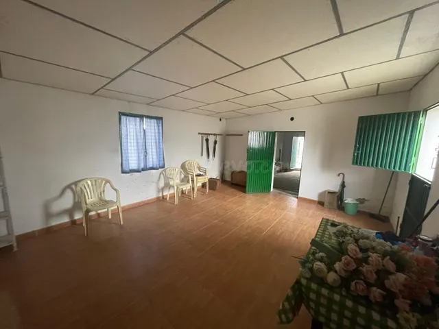 PARCELA DE 3000 METROS URBANA EN MALPARTIDA DE CÁCERES