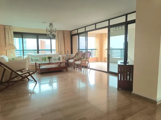 Benidorm /Ático con Terraza y Vistas al mar en Coblanca - 75 - foto 5