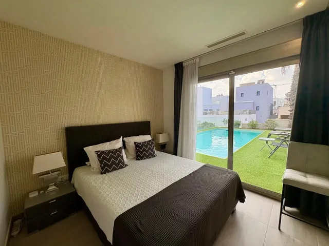 Villa 3 habitaciones 148m² en venta - Pueblo 4 — 28