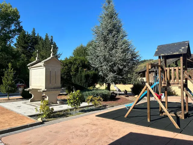 ESPECTACULAR FINCA CON CHALET A 5 MIN DE PONFERRADA — 24