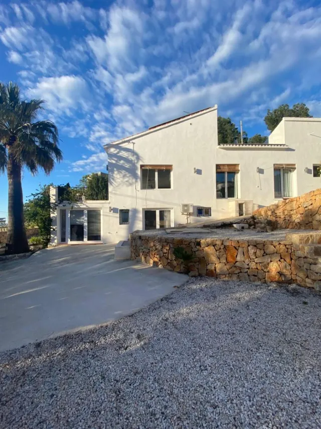 Villa Ibicenca con vistas panorámicas al Mar y a la Montaña  - foto 2