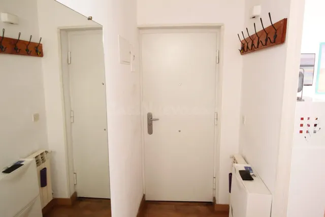 DÚPLEX DE DOS habitaciones CON DOS BAÑOS Y PATIO — 2