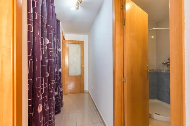 PISO EN ALCANTARILLA — 24
