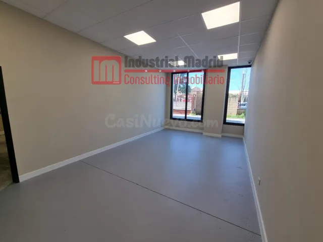 NAVE EN EXCELENTE ZONA DE TORREJÓN DE ARDOZ - foto 5