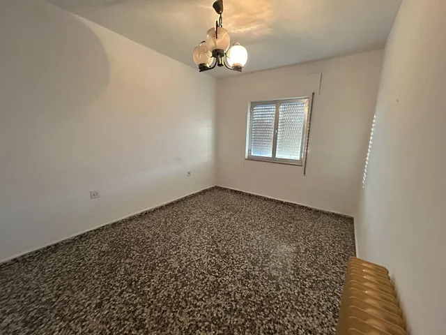 Encantadora Casa con Terreno en Cubillos del Sil — 8
