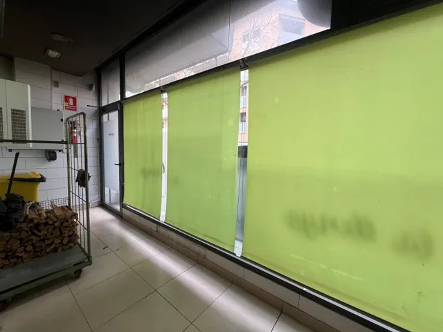 Traspaso de local Restaurante en calle Peatonal — 12