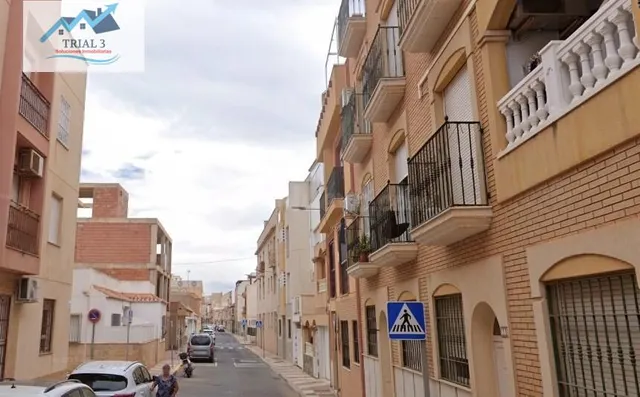 Venta Piso en Roquetas de Mar (Almería) - foto 2